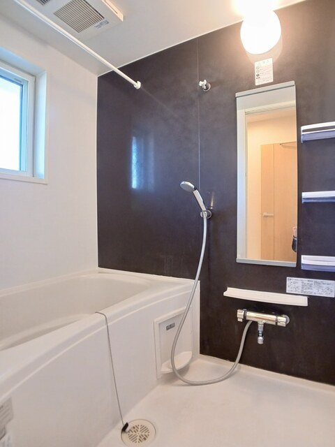 ゆりの木・Ⅲ 風呂画像