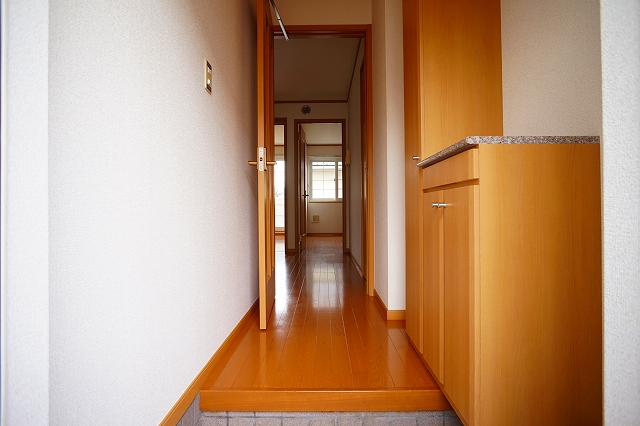 アルモニーＢ 玄関