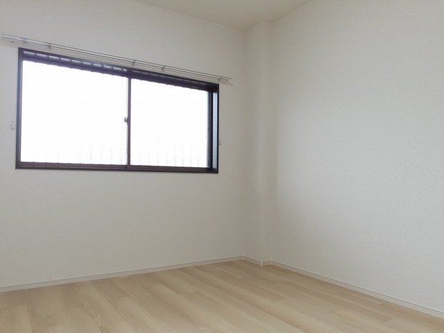 ヴィラグリーン ベッドルーム