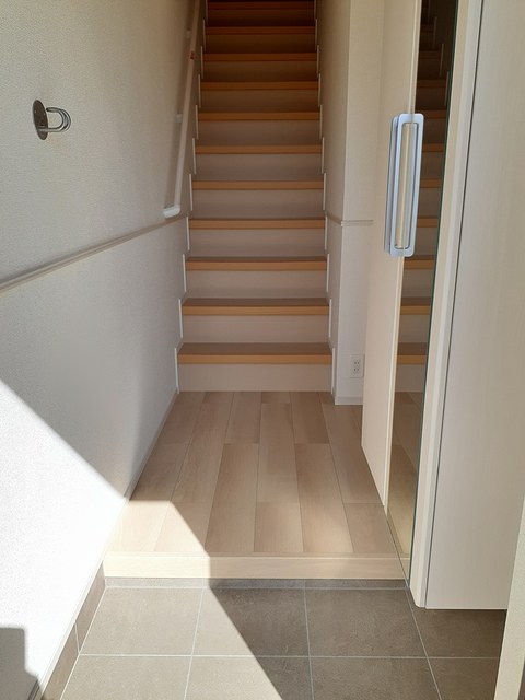 エクセレント・ヴィラＳ 玄関