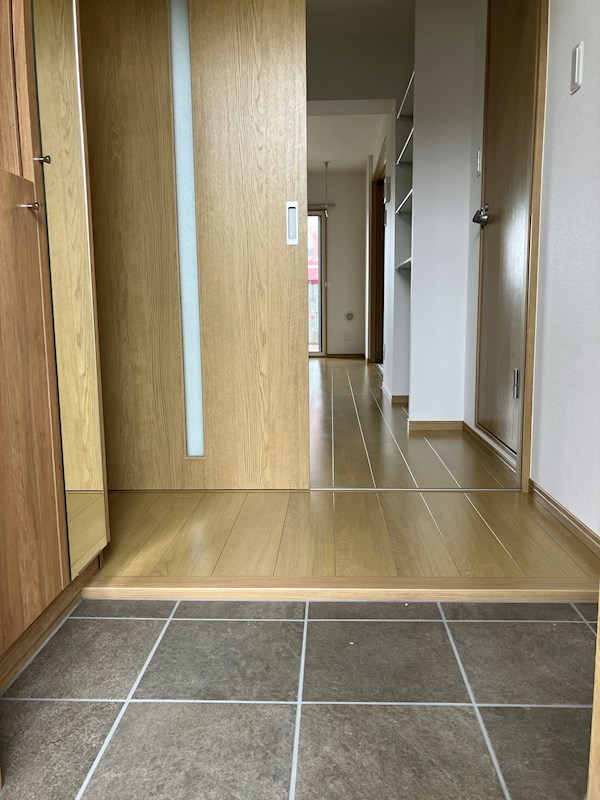 コンフォール 玄関