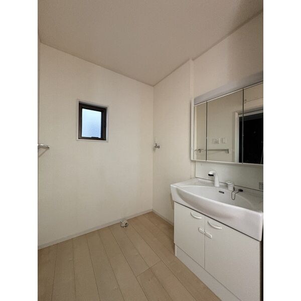 中央町貸家 その他1