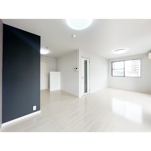 ロワールレジデンスⅤ リビング