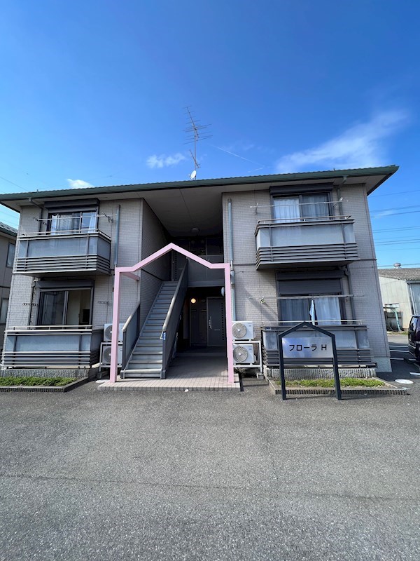 フローラ H 202号室 外観
