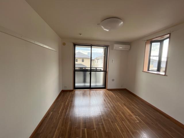 ライラック リビング