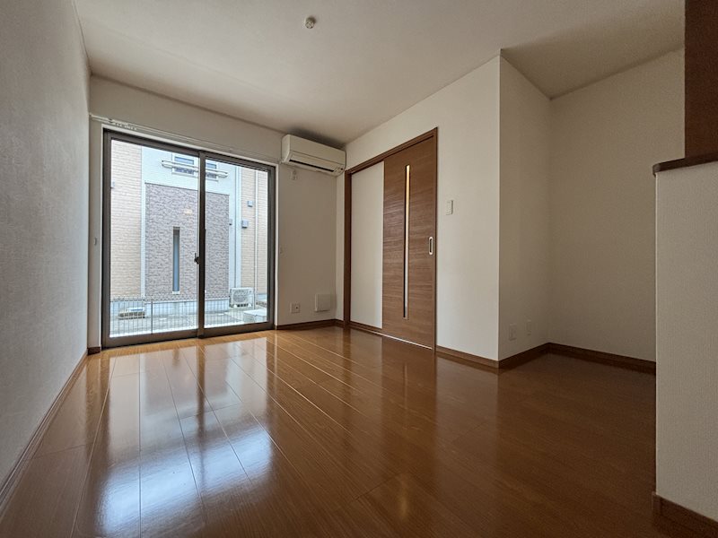 ＰＲＯＦＩＡ　Ａ リビング