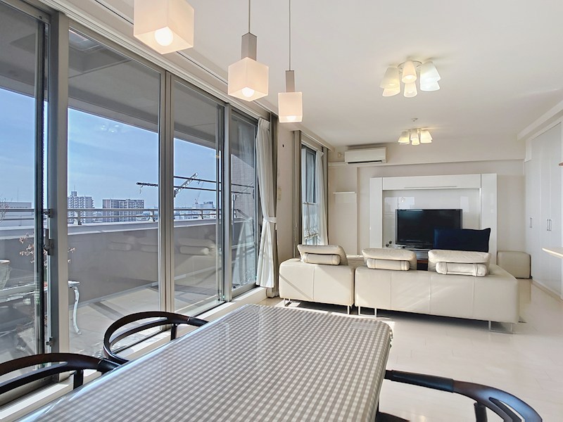 ナイスロイヤルタワー宇都宮中央 リビング