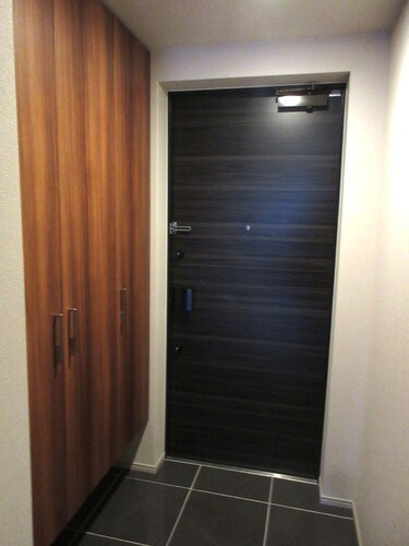 サーパス　ザ・タワー宇都宮 玄関