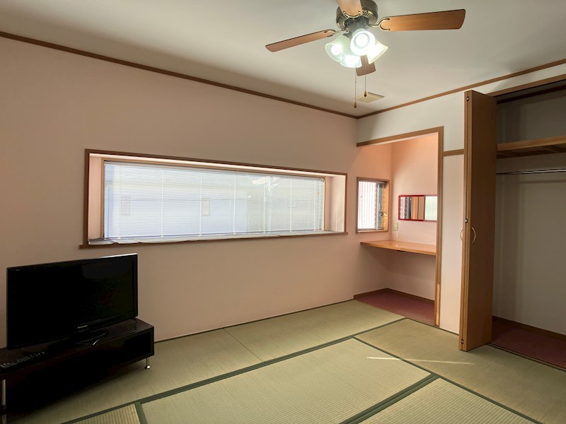 ウィスタリアA リビング