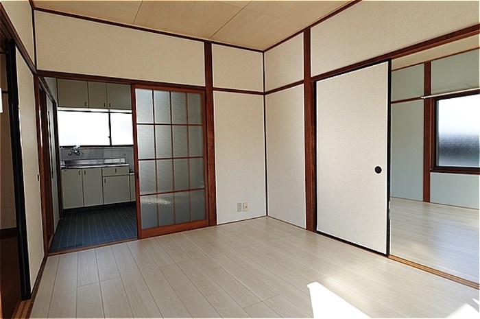 小松貸家1 リビング