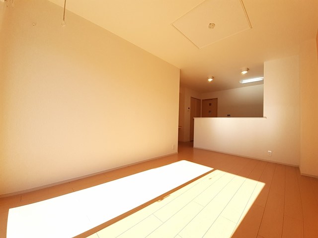 ミルトＤ　（ｍｉｌｄ） リビング