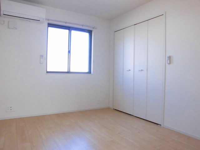 ハピネス ベッドルーム