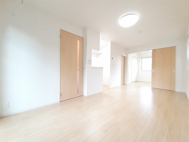 ヴィラ　エスポワールⅡ リビング