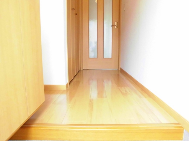 ファミーユＢ 玄関