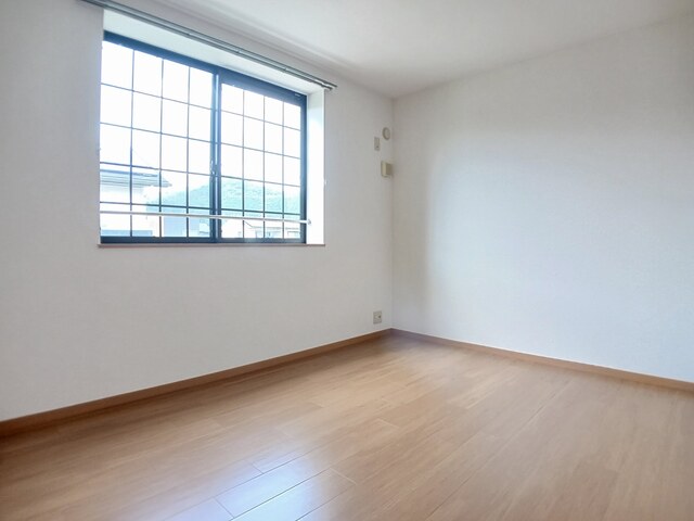 エテルネルＢ その他1