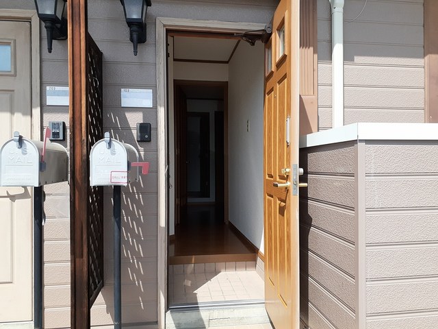 メルベーユＢ 玄関