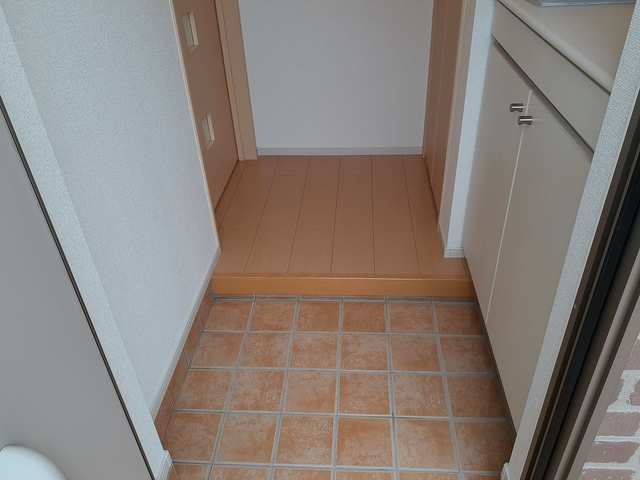 トゥインクル城南　Ａ 玄関