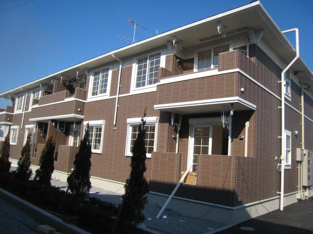 シャン・ド・フルールⅢ 204号室 外観