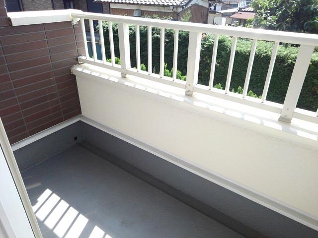 シャン・ド・フルールⅢ ベランダ