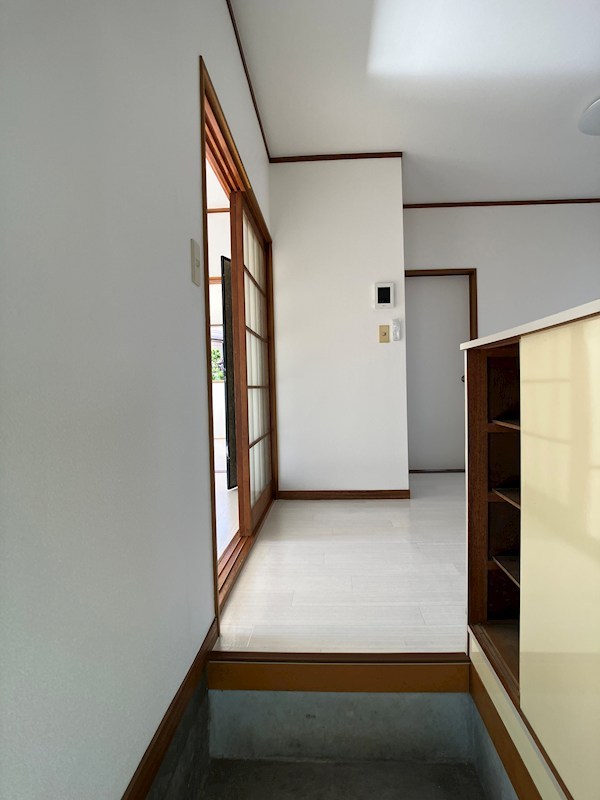 ホリディハイツ 玄関