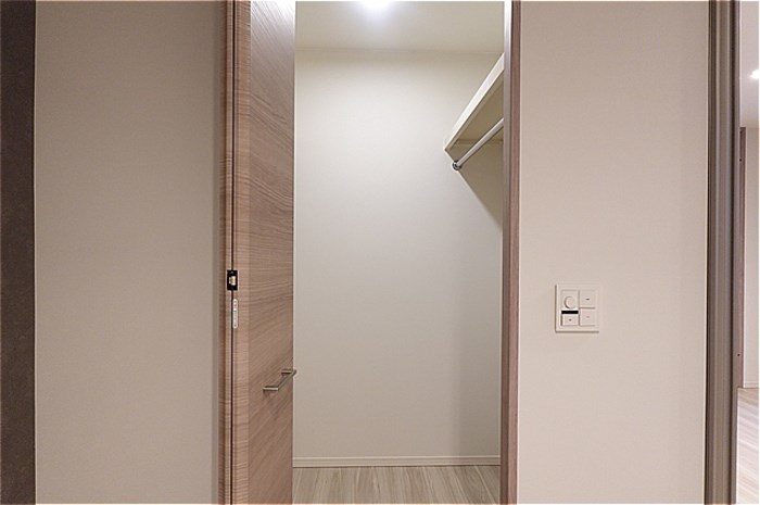 Re TORISIA南大通り その他3