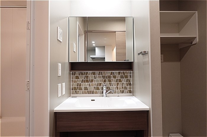 Re TORISIA南大通り その他2