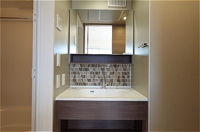 Re TORISIA南大通り その他2