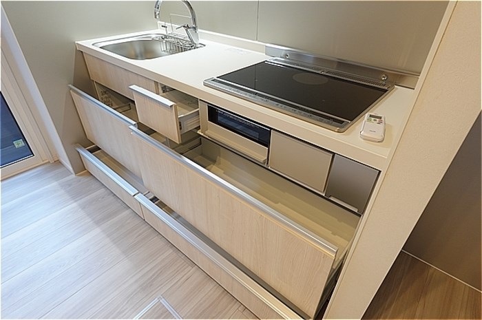 Re TORISIA南大通り その他10