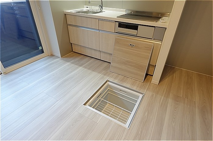 Re TORISIA南大通り その他11