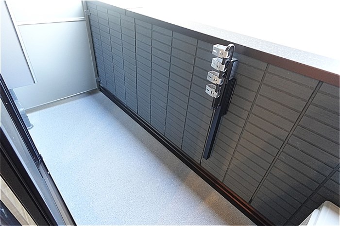 Re TORISIA南大通り ベランダ