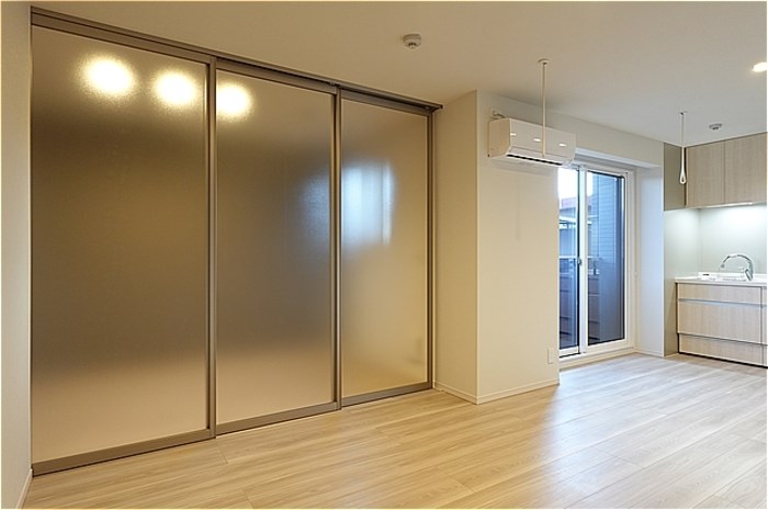 Re TORISIA南大通り その他11