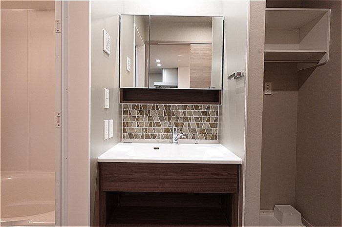 Re TORISIA南大通り その他2