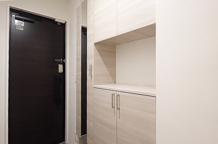 Re TORISIA南大通り 玄関