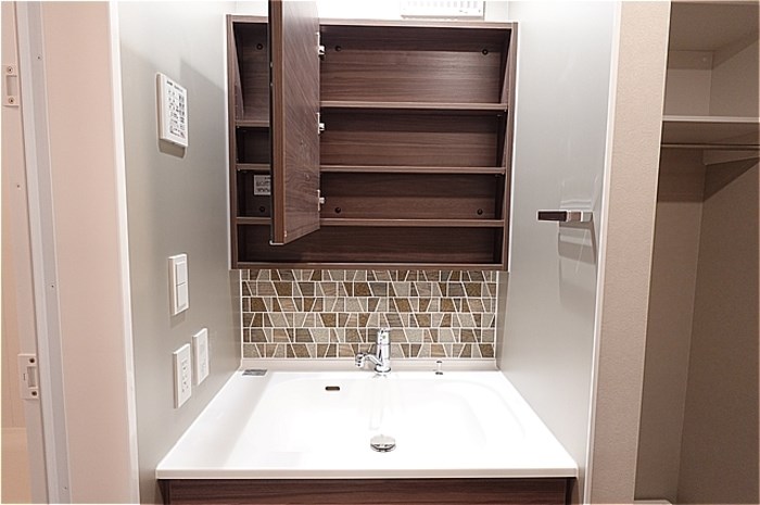 Re TORISIA南大通り その他11