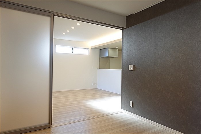 Re TORISIA南大通り その他12