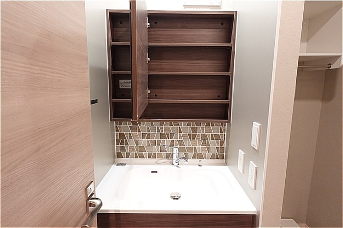 Re TORISIA南大通り その他12