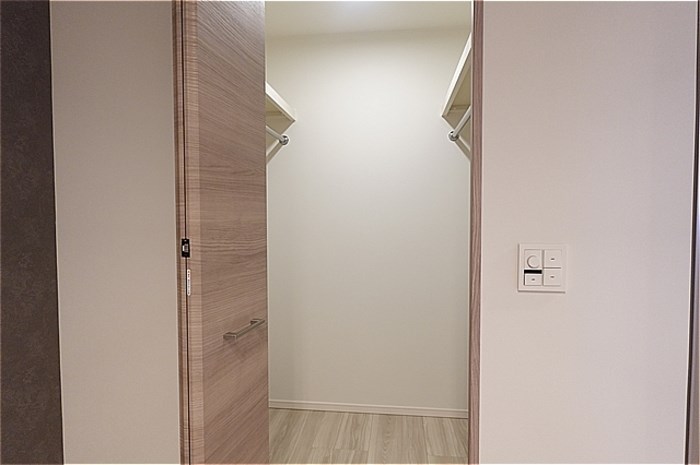 Re TORISIA南大通り その他4