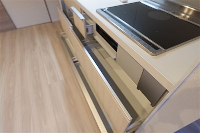 Re TORISIA南大通り その他9