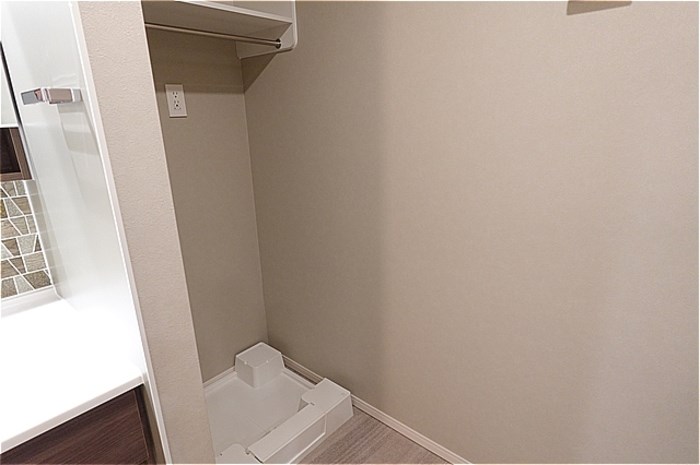 Re TORISIA南大通り その他5