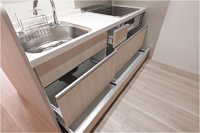 Re TORISIA南大通り その他9