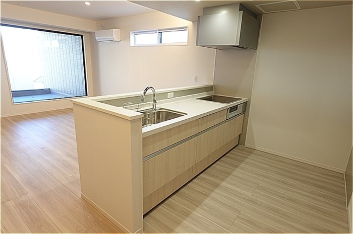 Re TORISIA南大通り キッチン