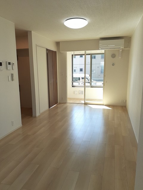 ベルアムールＢ リビング