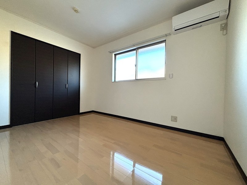 アンソレイエ　B ベッドルーム