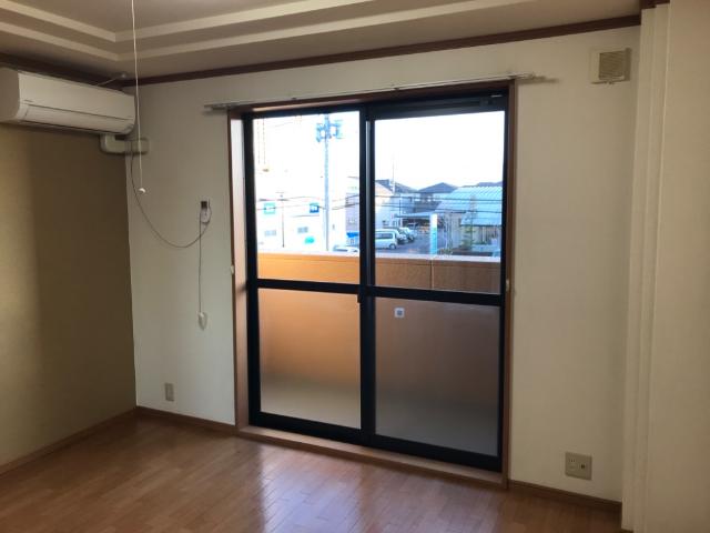 ザ・ワールド リビング