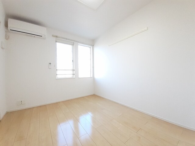 ゆりの木・Ⅲ ベッドルーム