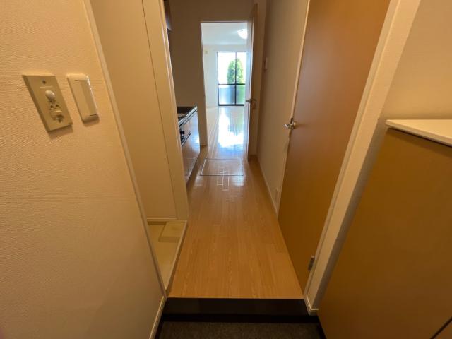 オータムウィンズ 玄関