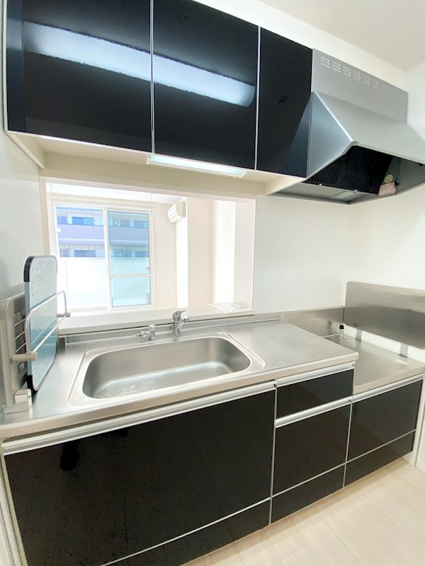 Mon Cheri A キッチン