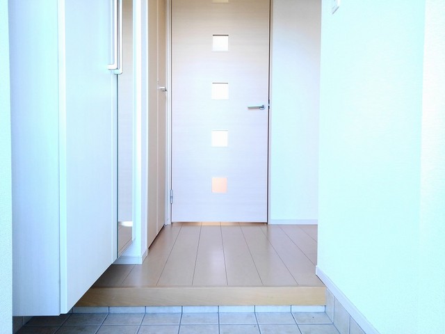 エーデル　シュロス 玄関