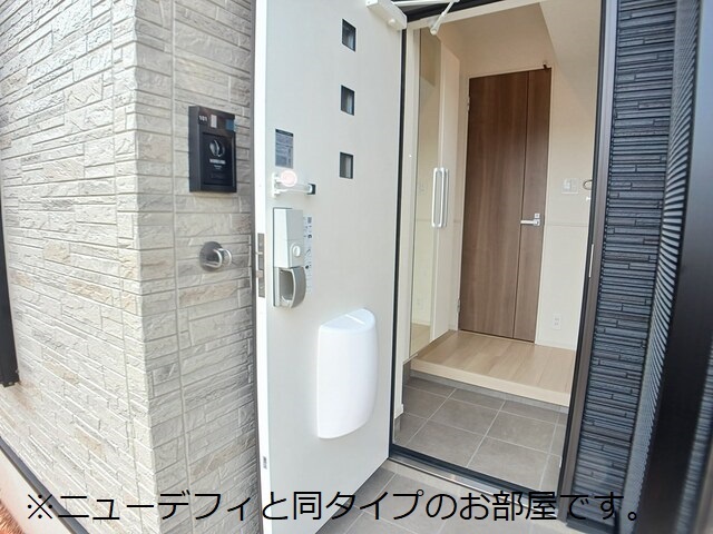 ゆいの杜５丁目アパート 玄関