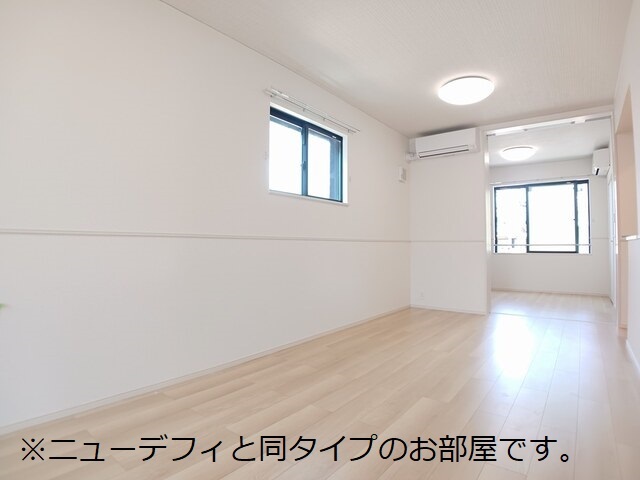 ゆいの杜５丁目アパート リビング